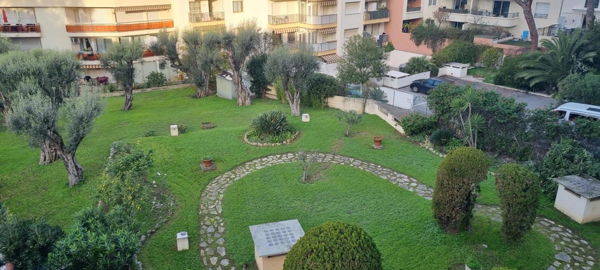 Le Sun-beach - Spacieux 3 Pieces Avec Parking A 400 M Des Plages De Apartment Juan-les-Pins
